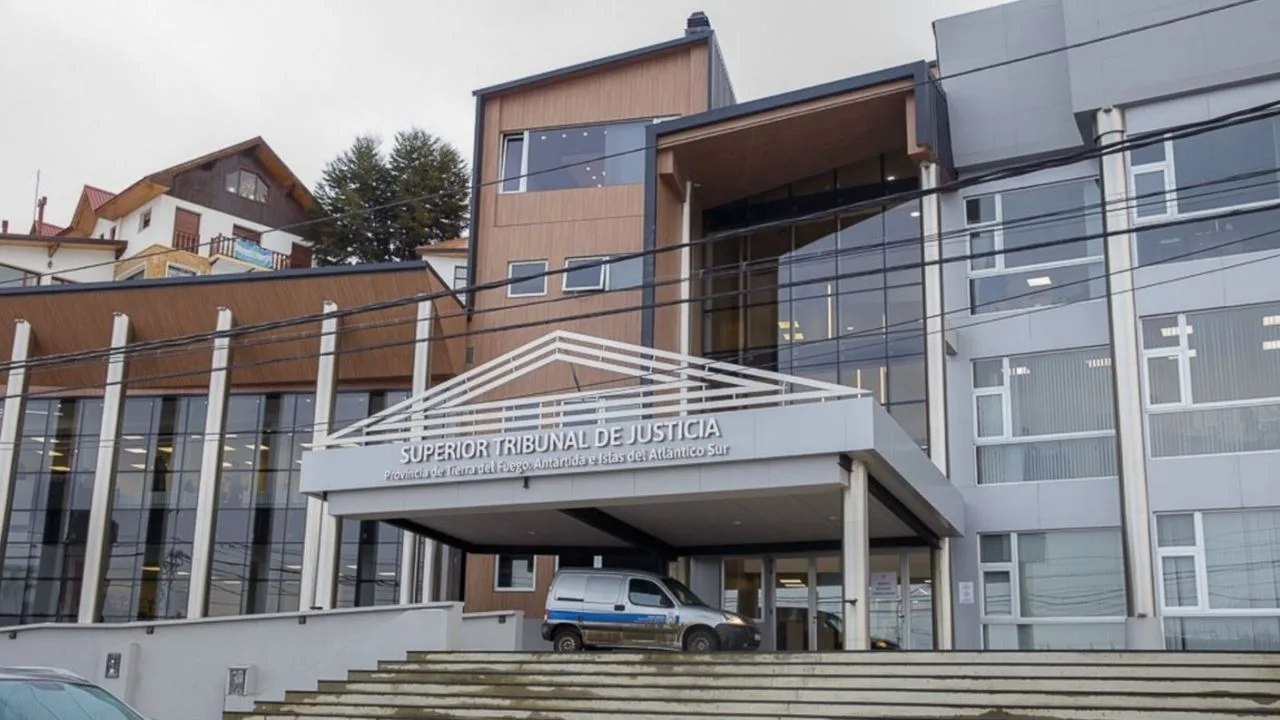 Edificio del Superior Tribunal de Justicia de Tierra del Fuego en Ushuaia