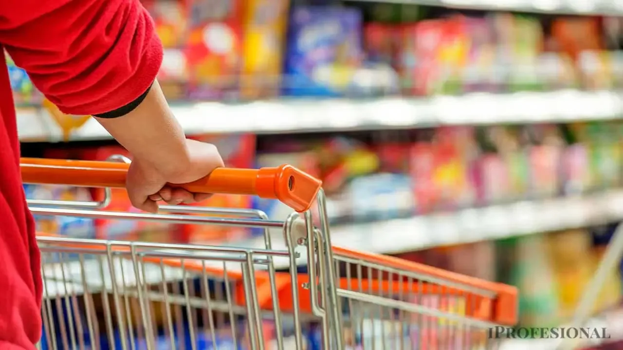 Ventas en supermercados caen fuerte en el arranque de 2026: 21 de 24 provincias en rojo