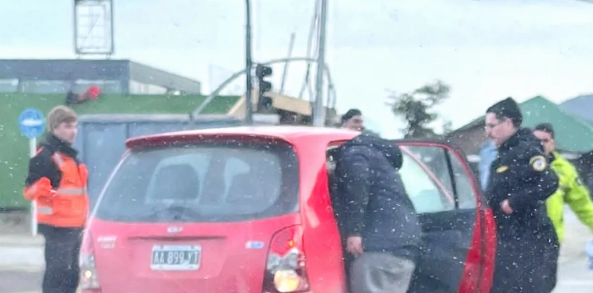 Conductora aprehendida y su auto incautado tras colisión en cadena en Ushuaia