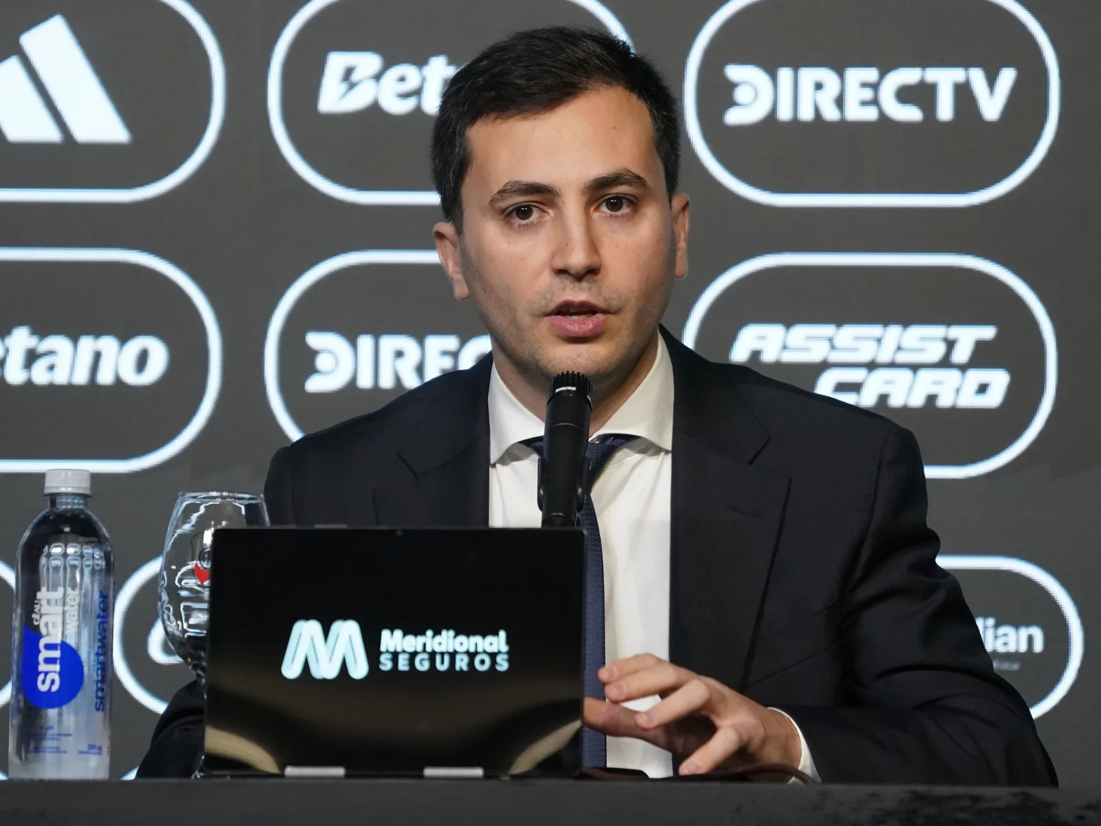 Coudet se va de River: Di Carlo confirmó que dio un paso al costado