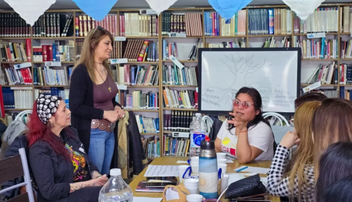 Gobierno provincial fortalece la Mesa “Identidades del Sur” para el colectivo LGBTIQ+