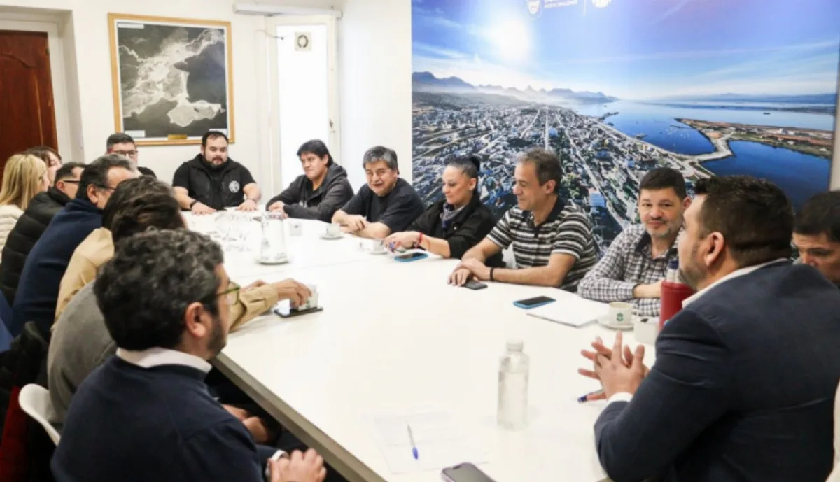 Nuevo aumento salarial del 8,24% para municipales de Ushuaia
