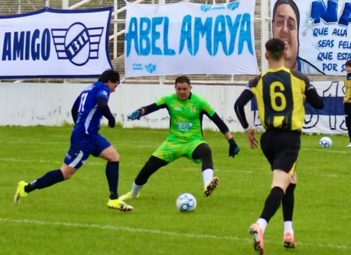 La lucha de los segundos entra en su recta final en el Federal Regional Amateur