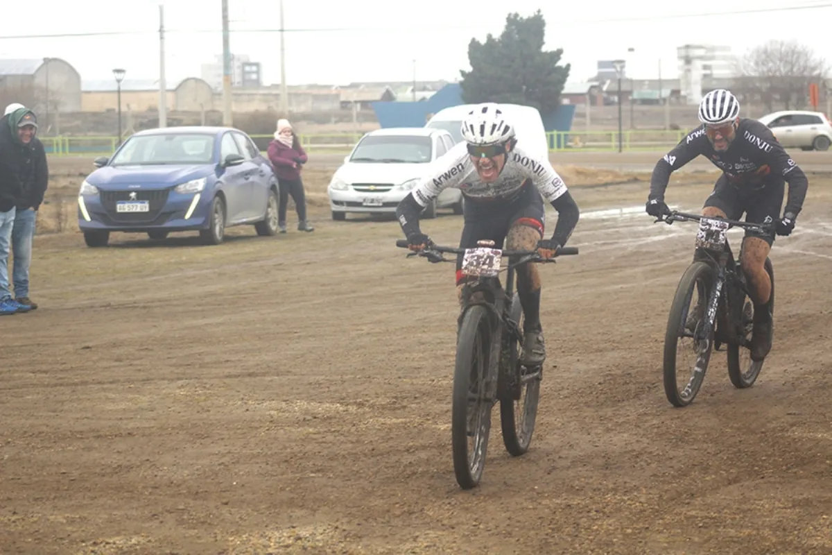 Lucas Torres y Liliana Figueredo se impusieron en el Memorial Víctor Pérez de MTB