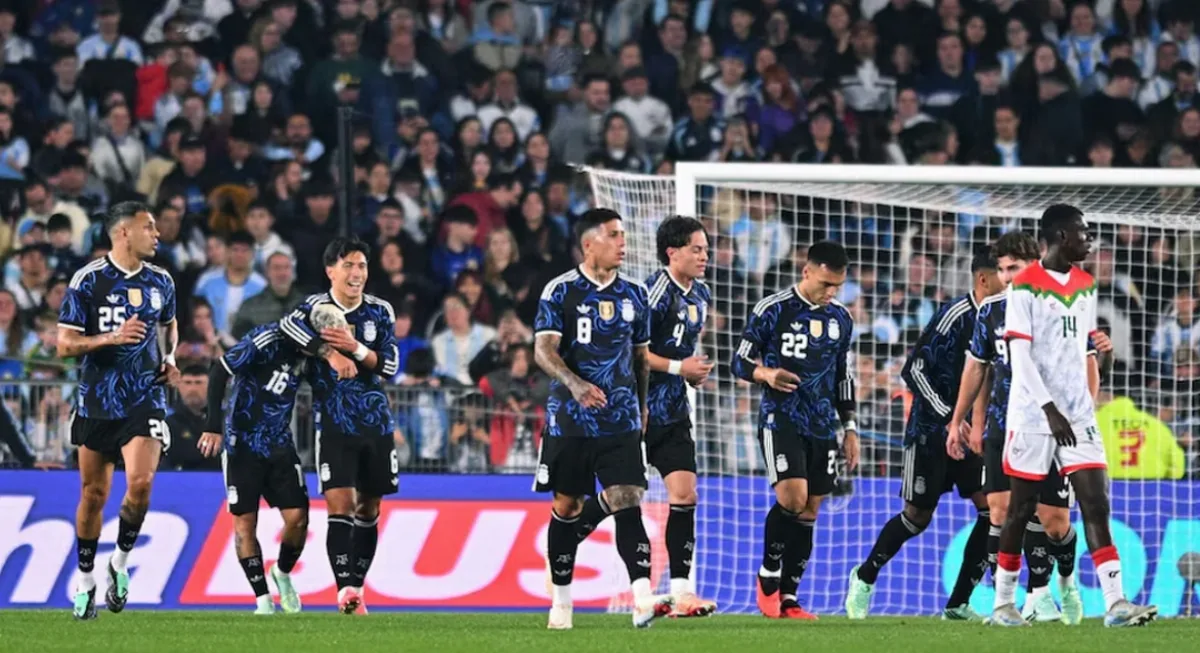 Argentina goleó 7-0 a Burkina Faso en un amistoso sin equivalencias