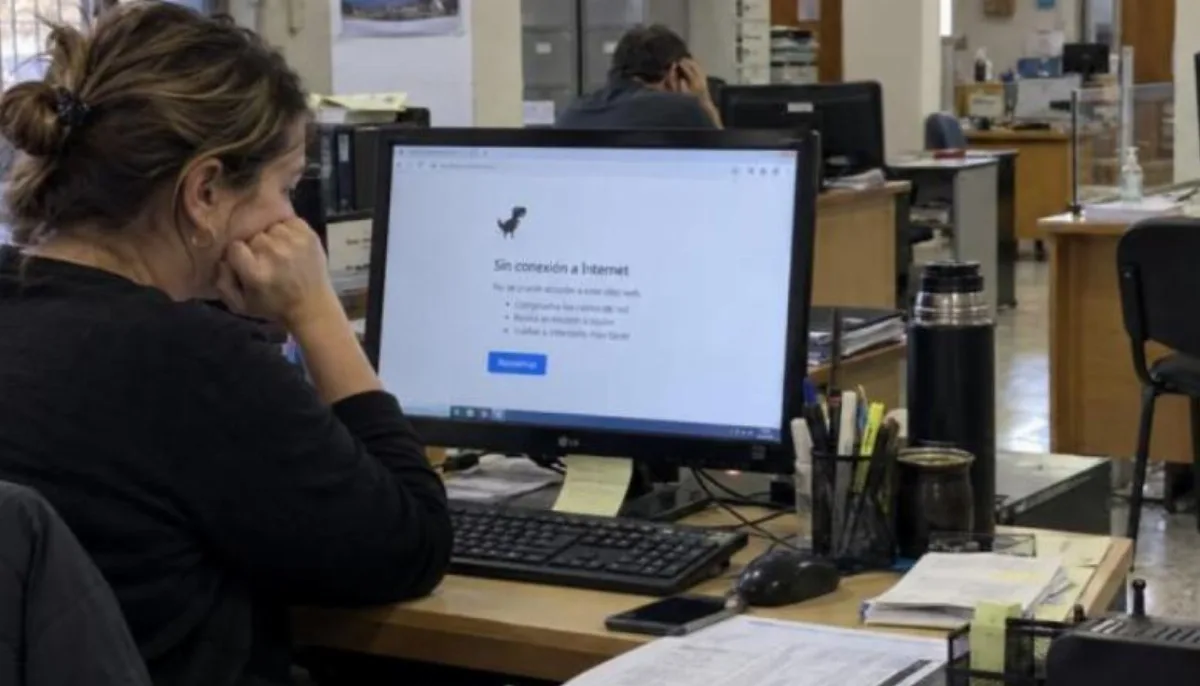 Oficinas provinciales llevan más de dos semanas sin Internet y el Gobierno no da respuestas