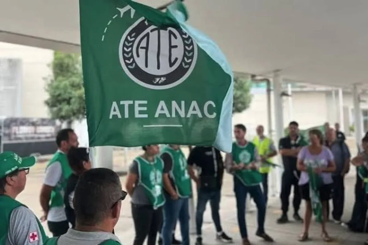 ATE/ANAC anuncia asambleas y manifestaciones que afectarán los vuelos en septiembre