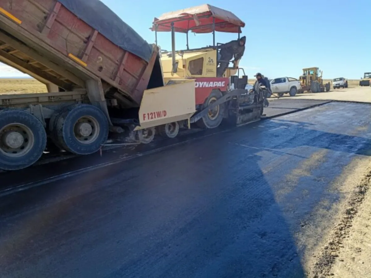 Pauli destacó repavimentación en San Sebastián para mejorar rutas antes del éxodo vacacional